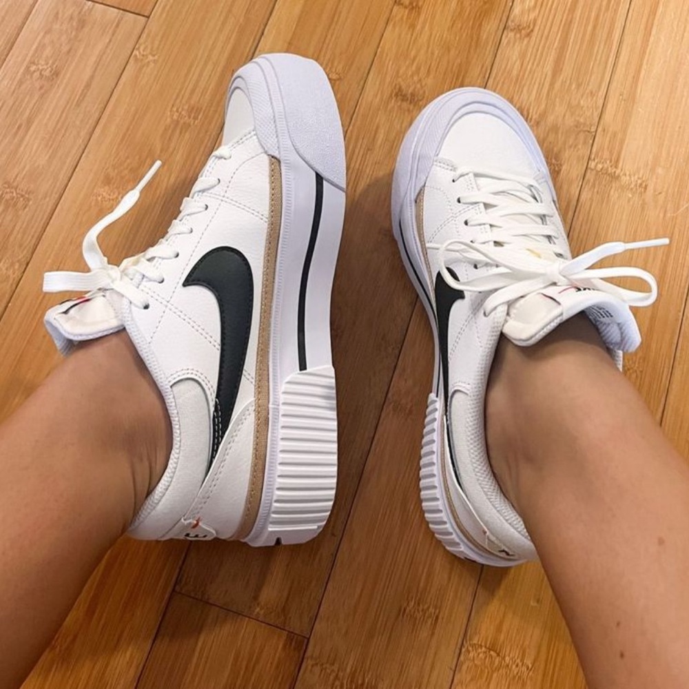 Nike Court Legacy Lift Sneakers - Picture 4 of 5